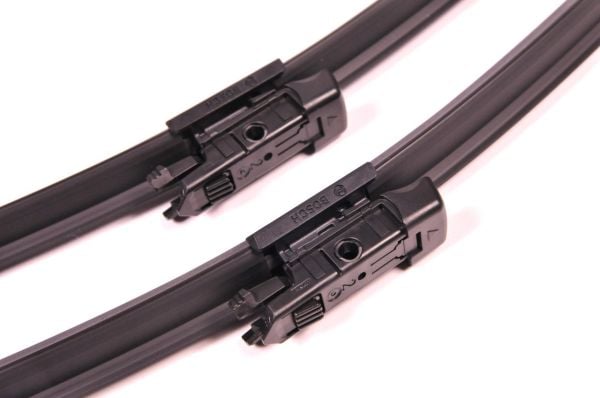 Bmw 1 Serisi Silecek Seti (2004-2011 E81-E87) Bosch Aerotwin A922S